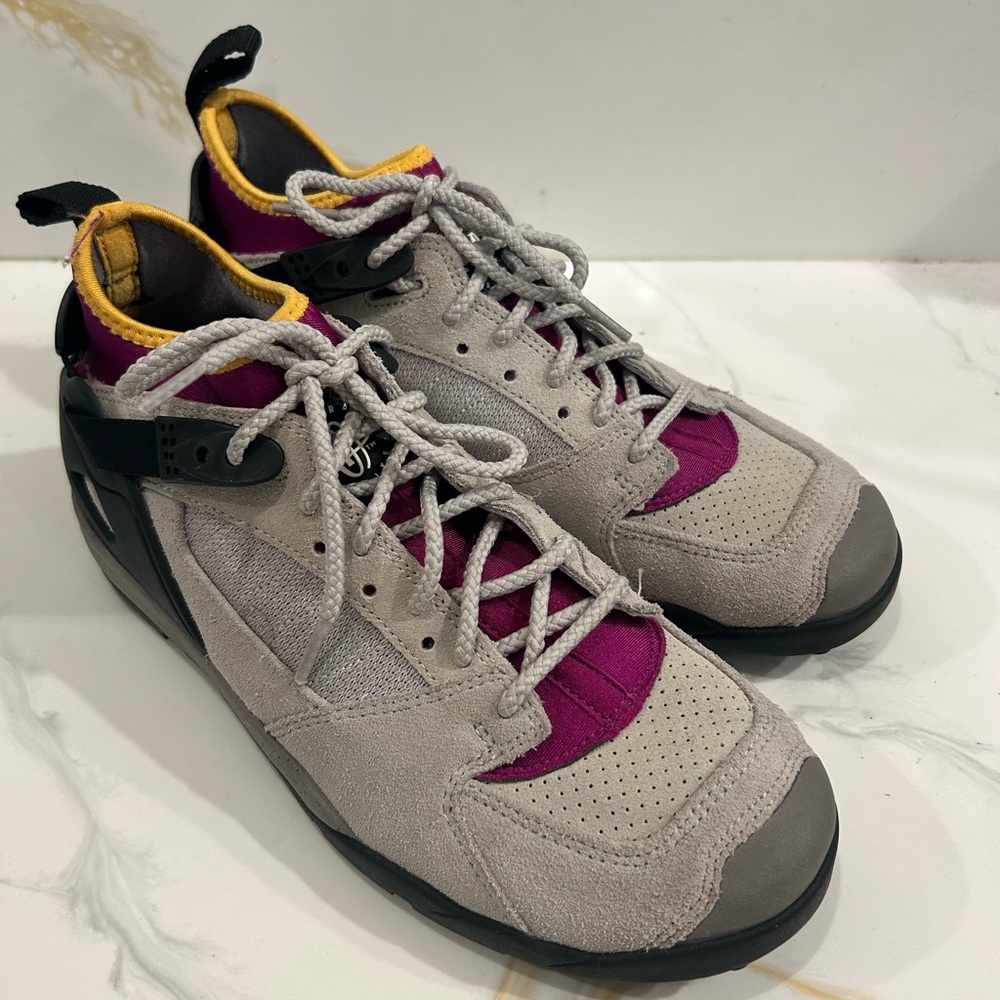 Nike ACG Air Revaderchi Hiking Shoes Granite AR0479-001 Men’s 7 - Excellent